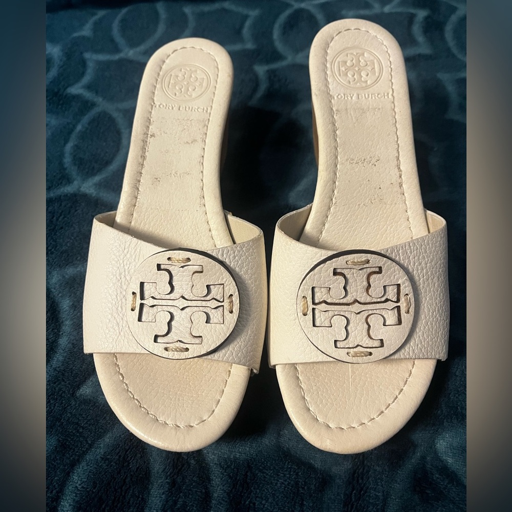 Tory Burch Cream Off White Wedge Sandals